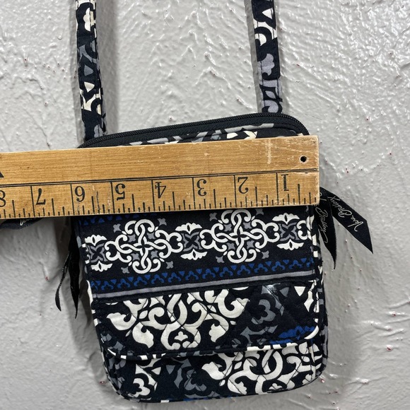 Vera‎ Bradley ALL IN ONE over the body purse - Picture 4 of 7